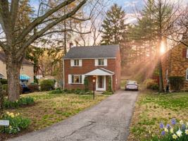 featured image of 3005 Laketon Rd