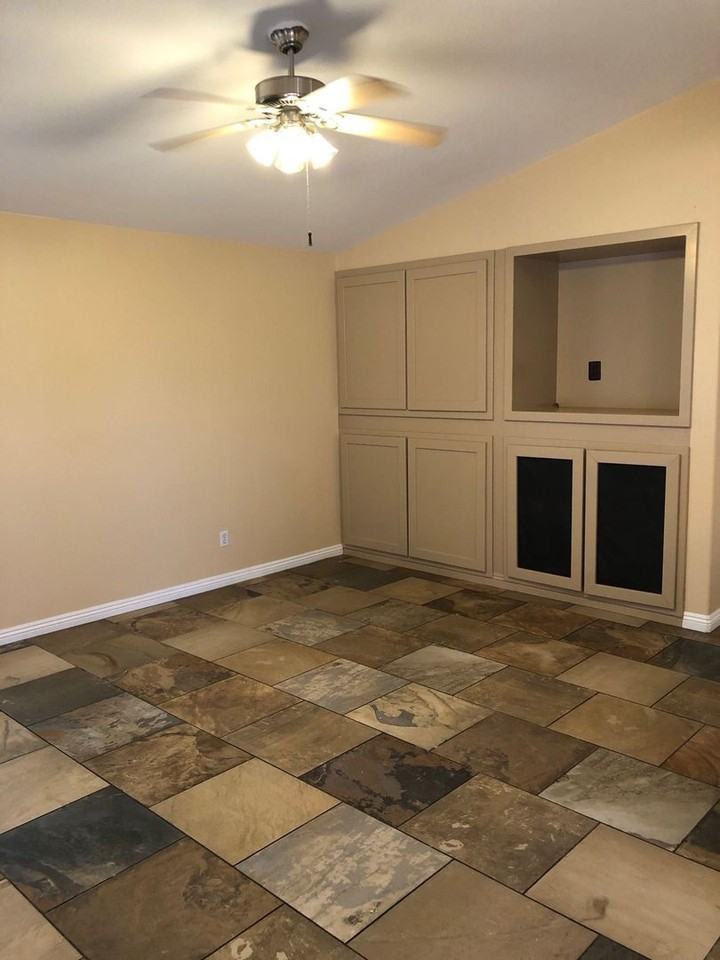 8025 Hurricane Cove Ct - Photo 3 of 10