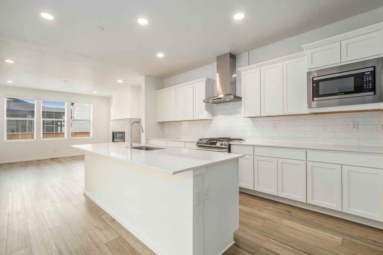 2969 Biplane St - Photo 4 of 36