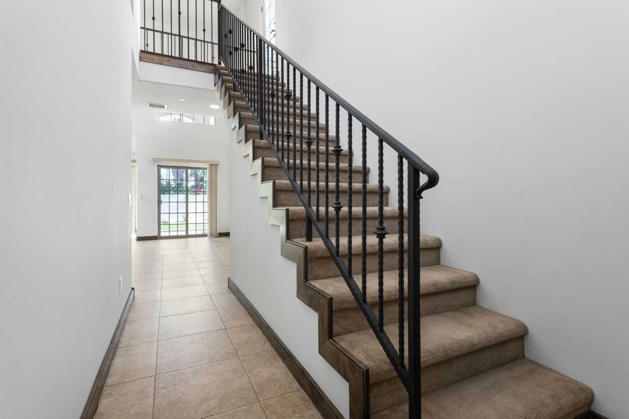 500 Paseo Soleado - Photo 5 of 50