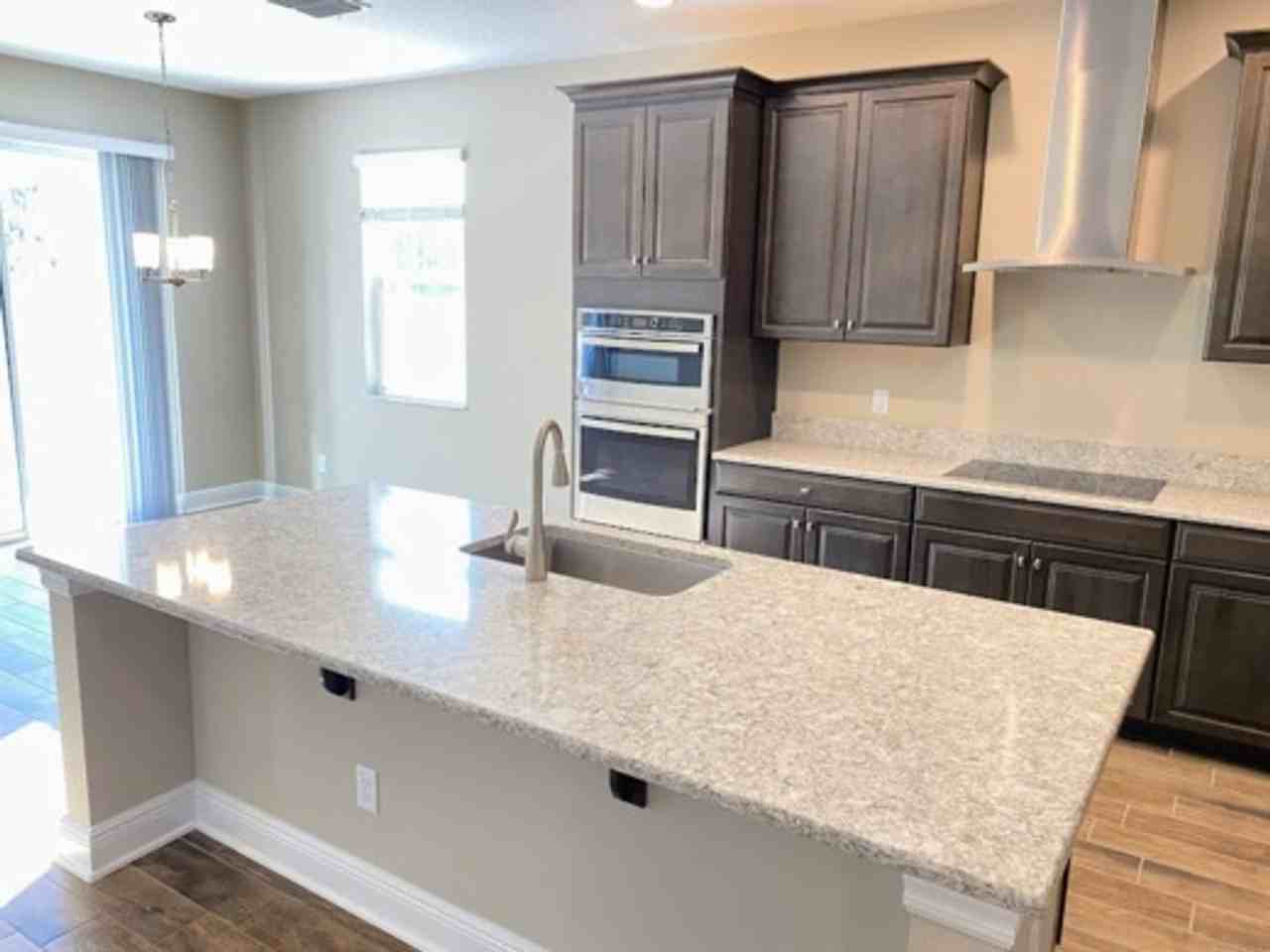 16142 Monterey Greens Cir - Photo 5 of 34