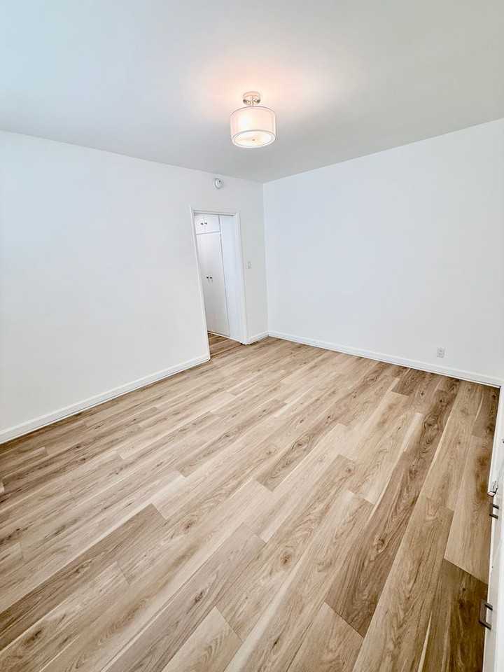 169 Almont - Photo 5 of 11