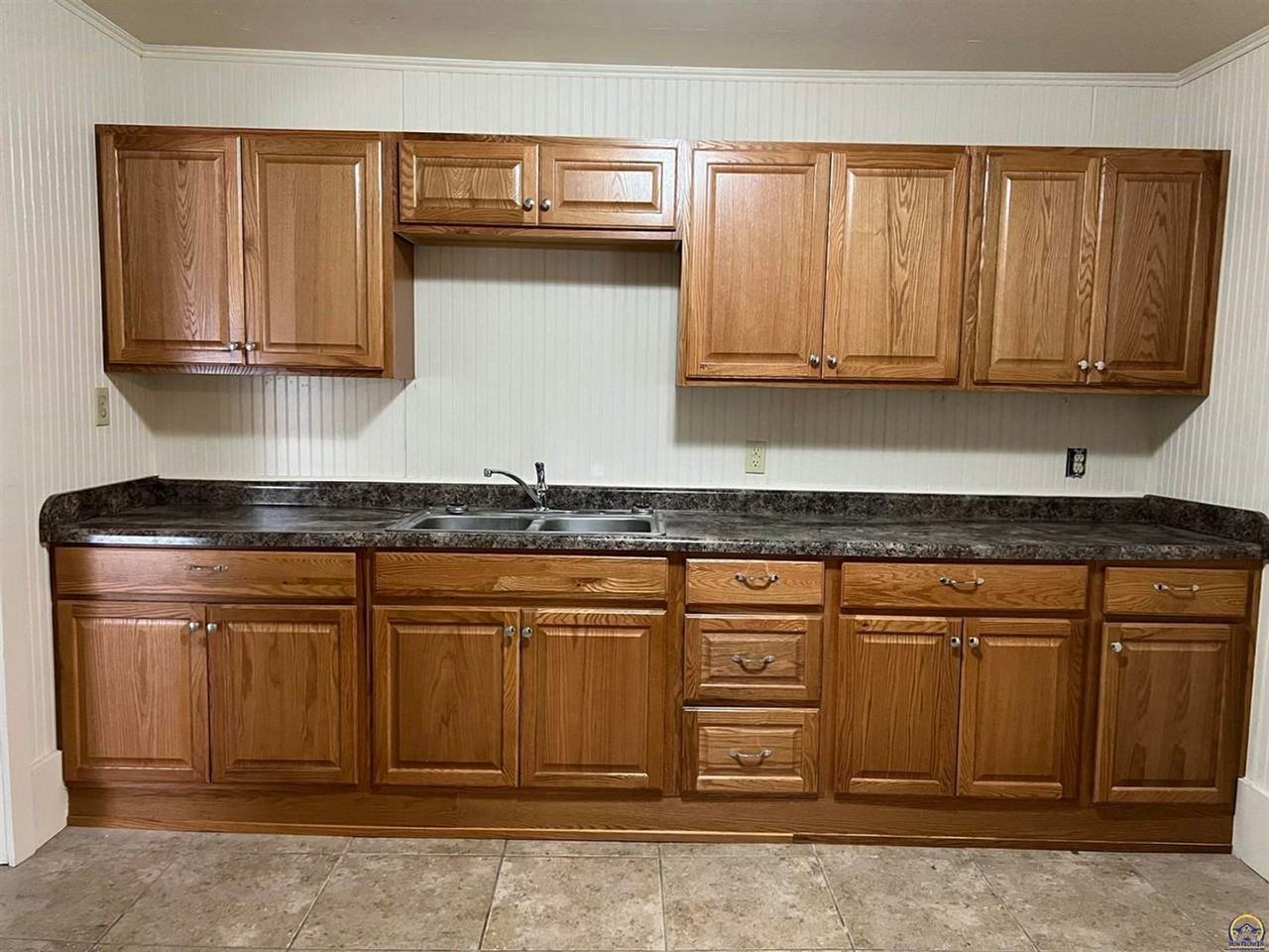 1605 Sw Clay St - Photo 5 of 14