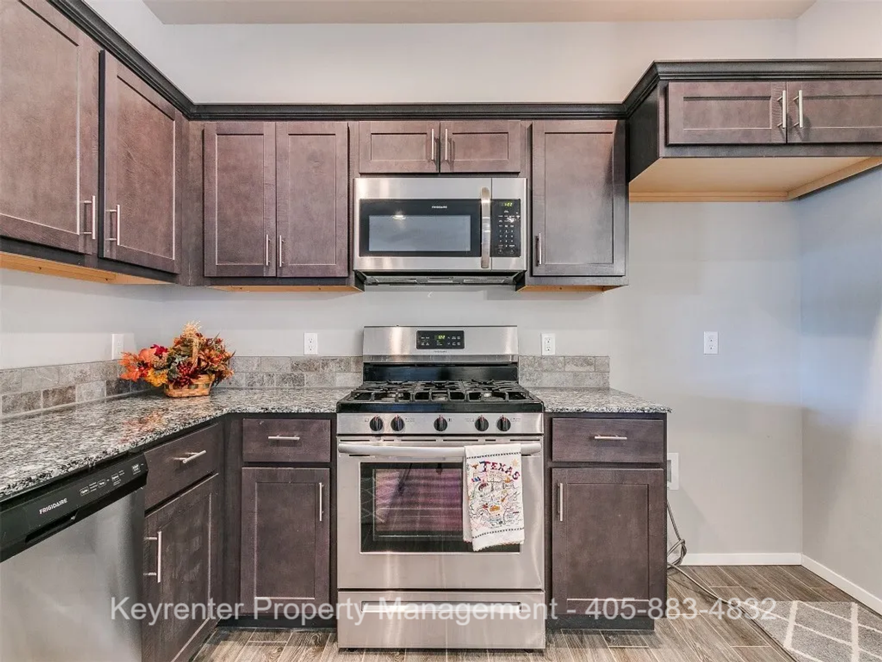 1636 Eighty Niner Ter - Photo 3 of 42