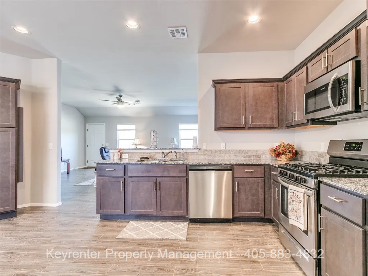 1636 Eighty Niner Ter - Photo 4 of 42