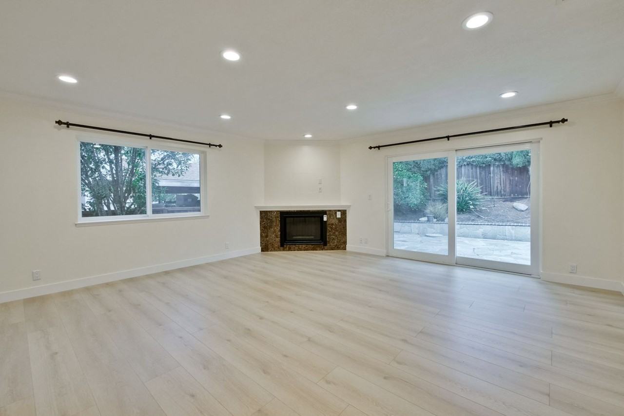 2161 Petersburg Dr - Photo 7 of 19