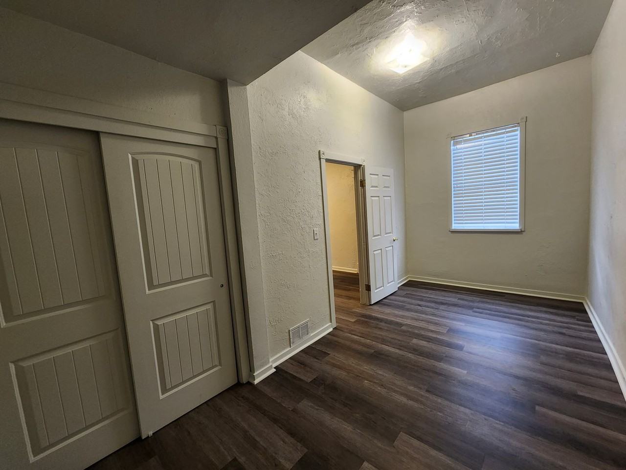 2171 S Lake St - Photo 4 of 11