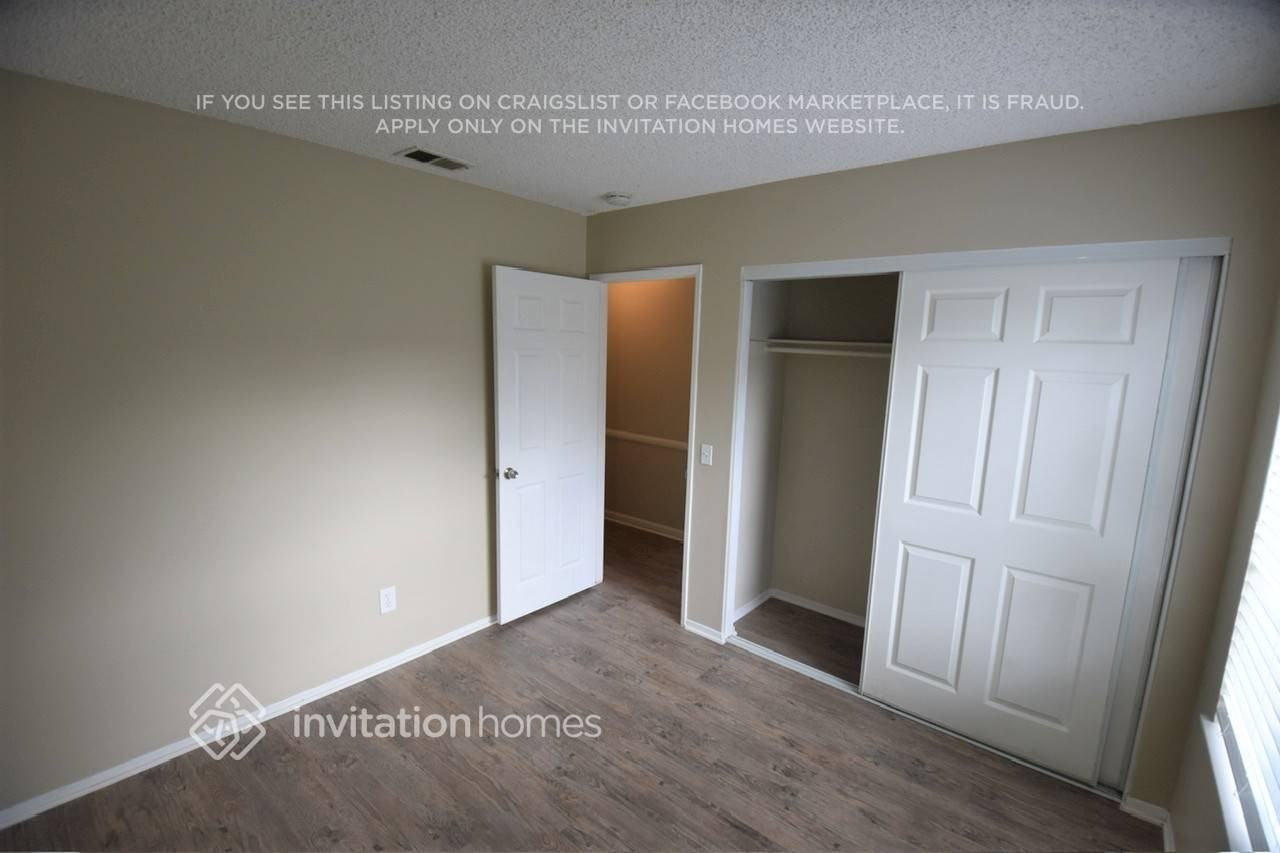 10058 Julian Dr - Photo 7 of 19