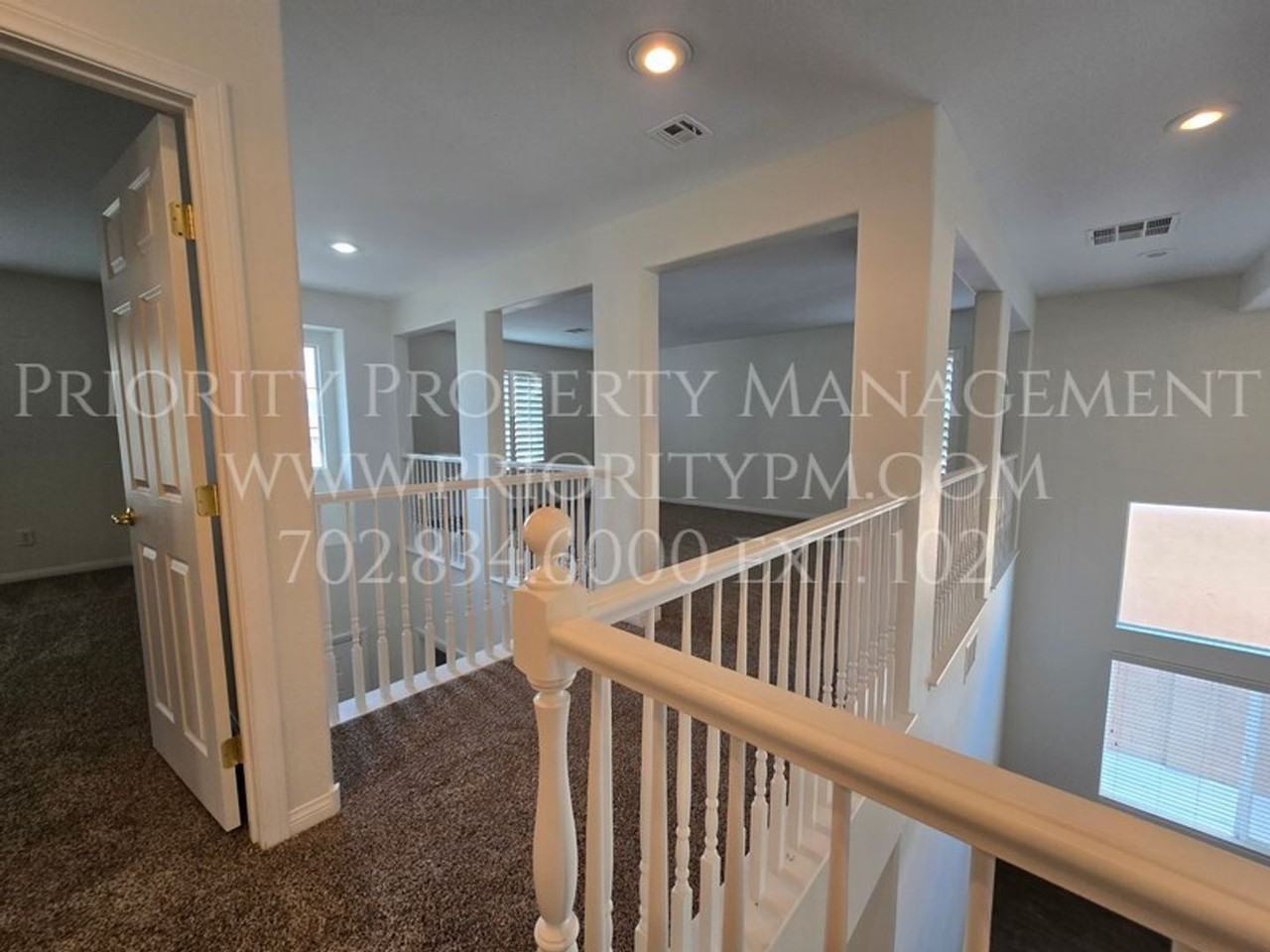 10001 Central Valley Ave - Photo 7 of 9