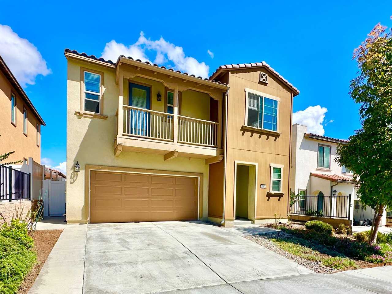 1576 Wildgrove Way - Photo 2 of 50