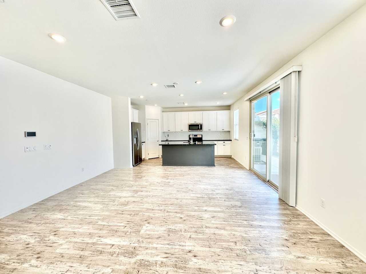 1576 Wildgrove Way - Photo 7 of 50