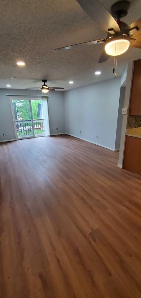 9814 Greenery Ct - Photo 7 of 18