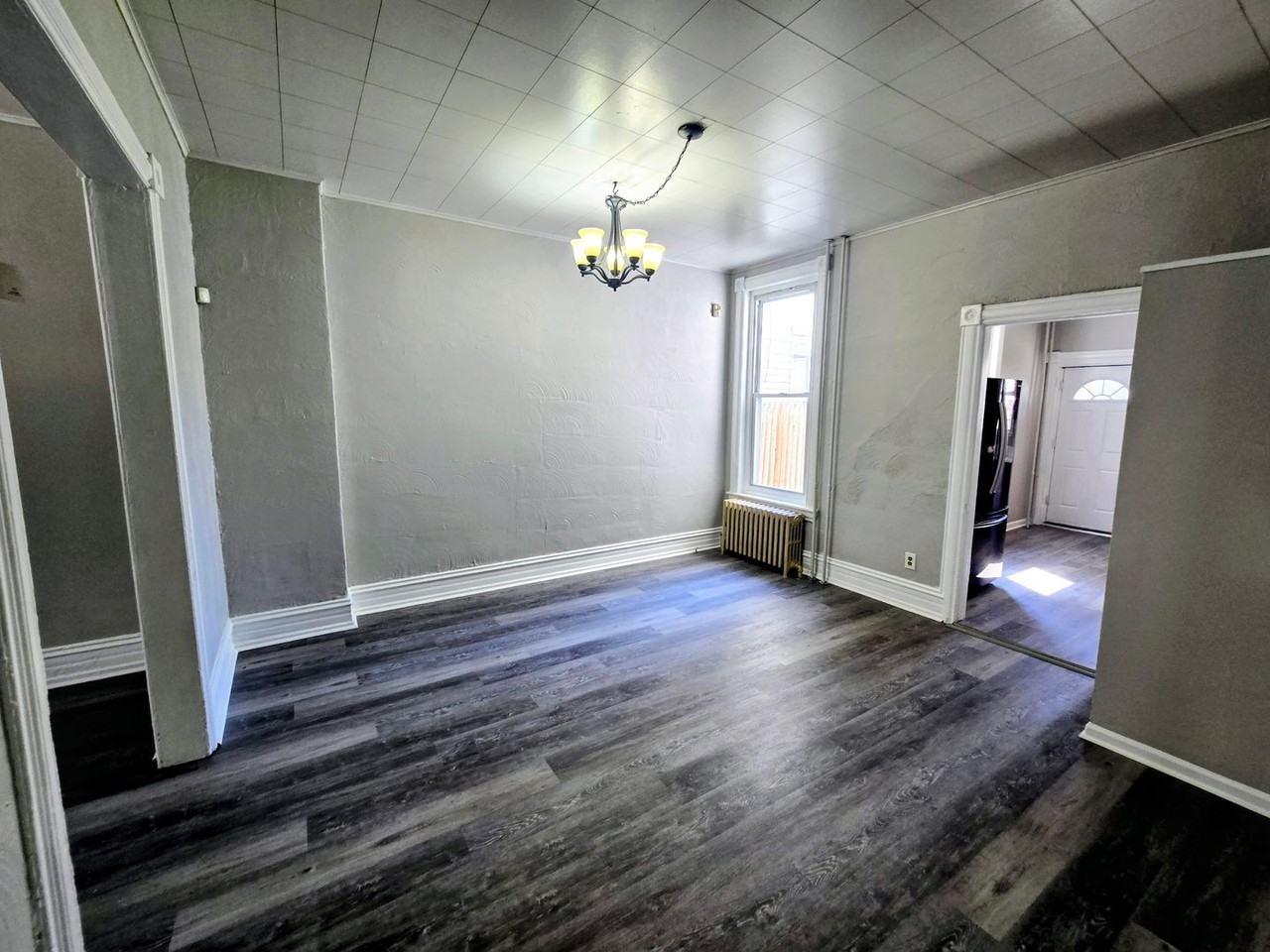 126 N Penn St - Photo 2 of 18