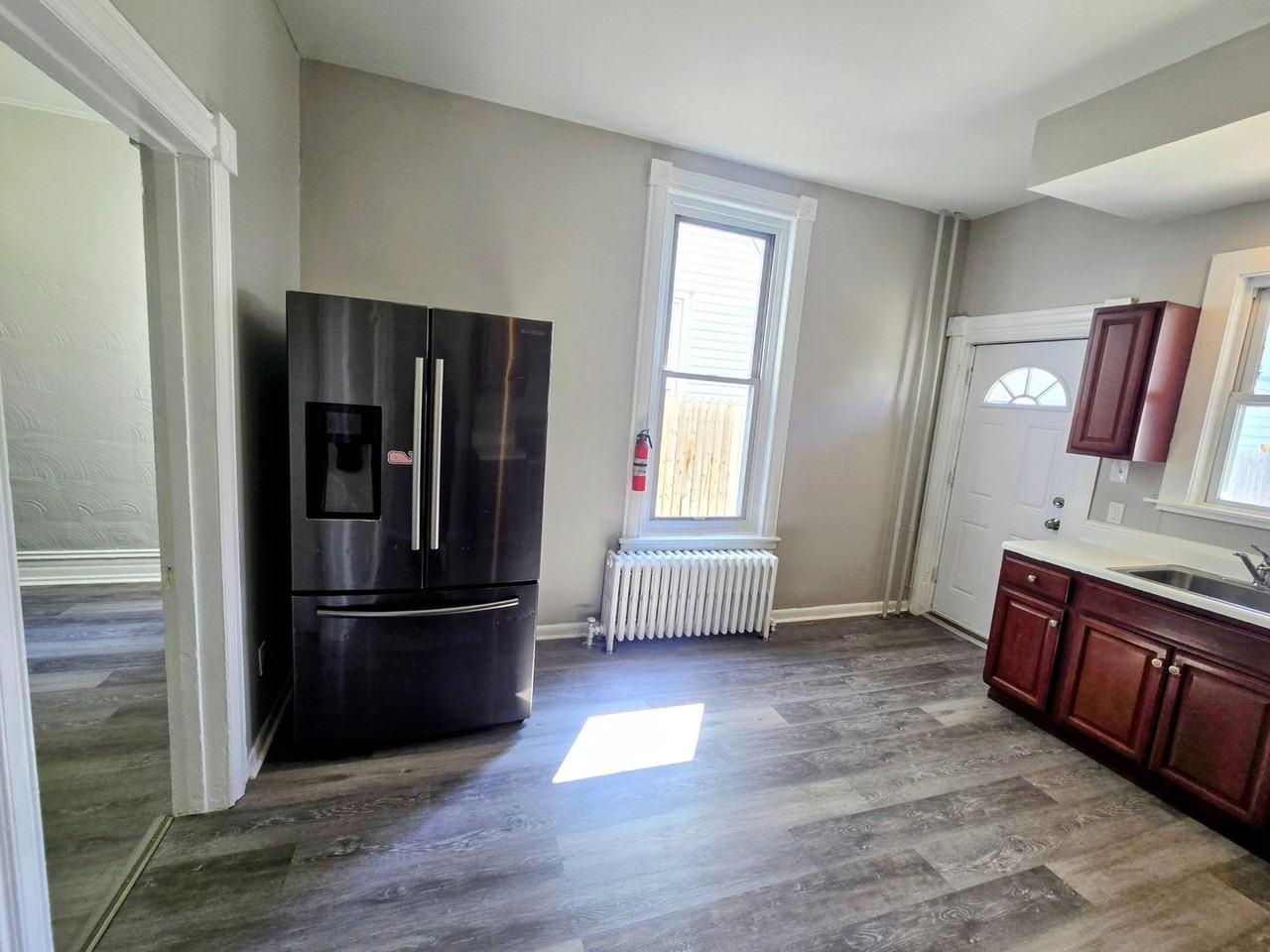 126 N Penn St - Photo 5 of 18