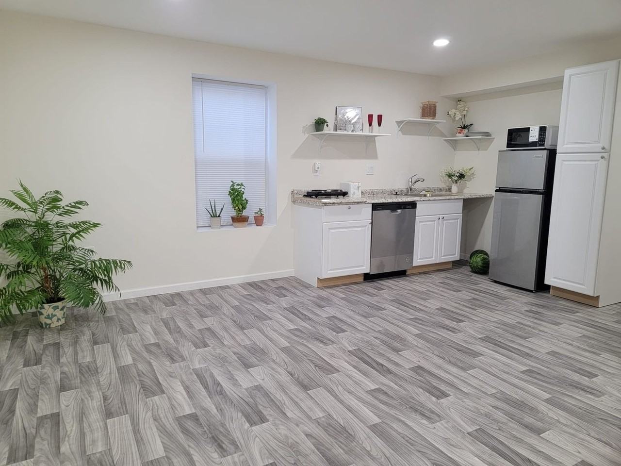 170 Burnlea Rd - Photo 4 of 15