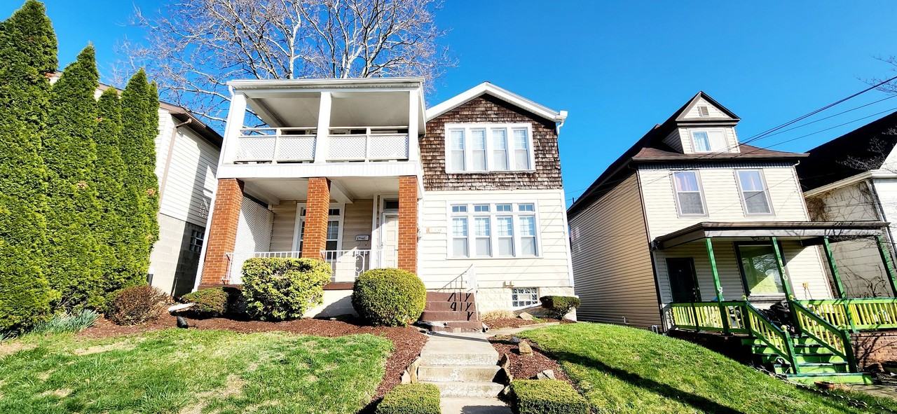 134 Prospect St - Photo 2 of 19