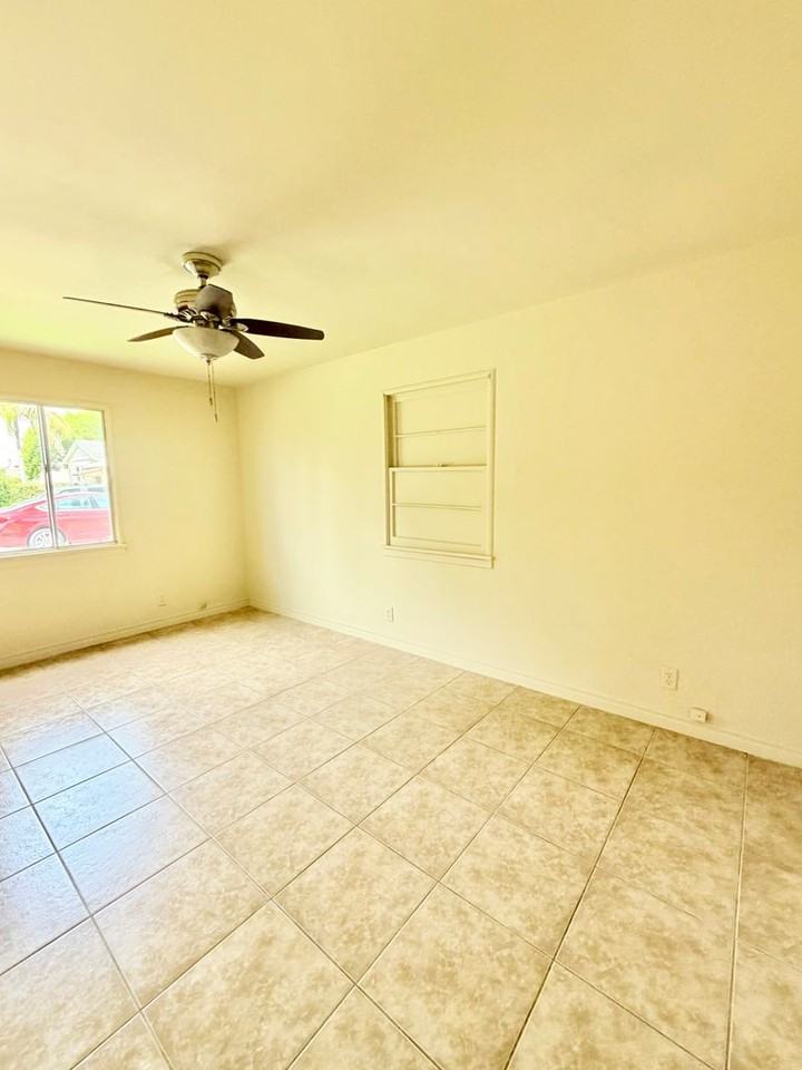 Thienes Ave - Photo 4 of 8