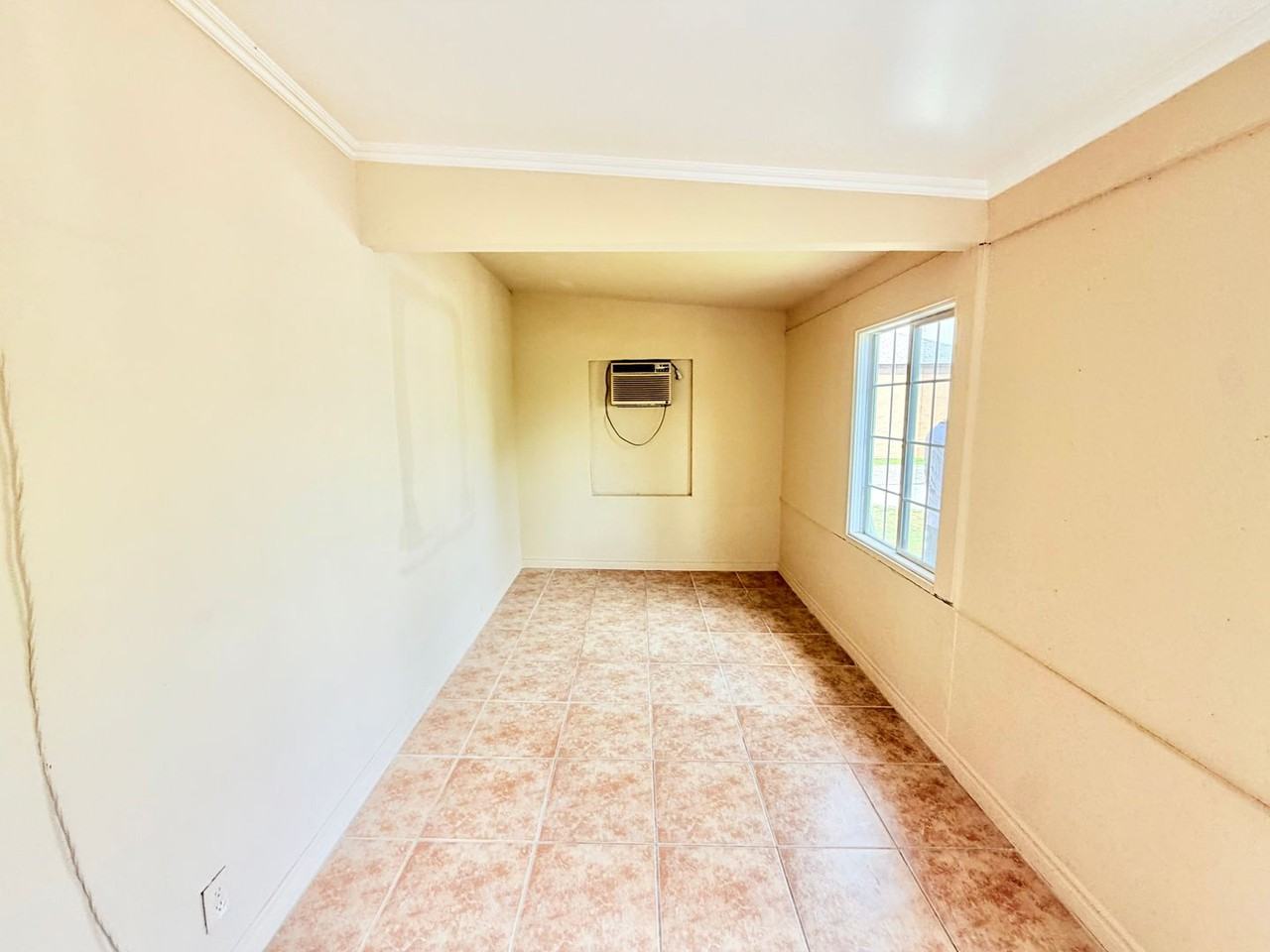 Thienes Ave - Photo 7 of 8