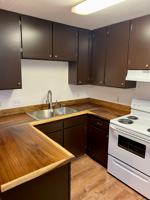 featured image of 3243 Oak St