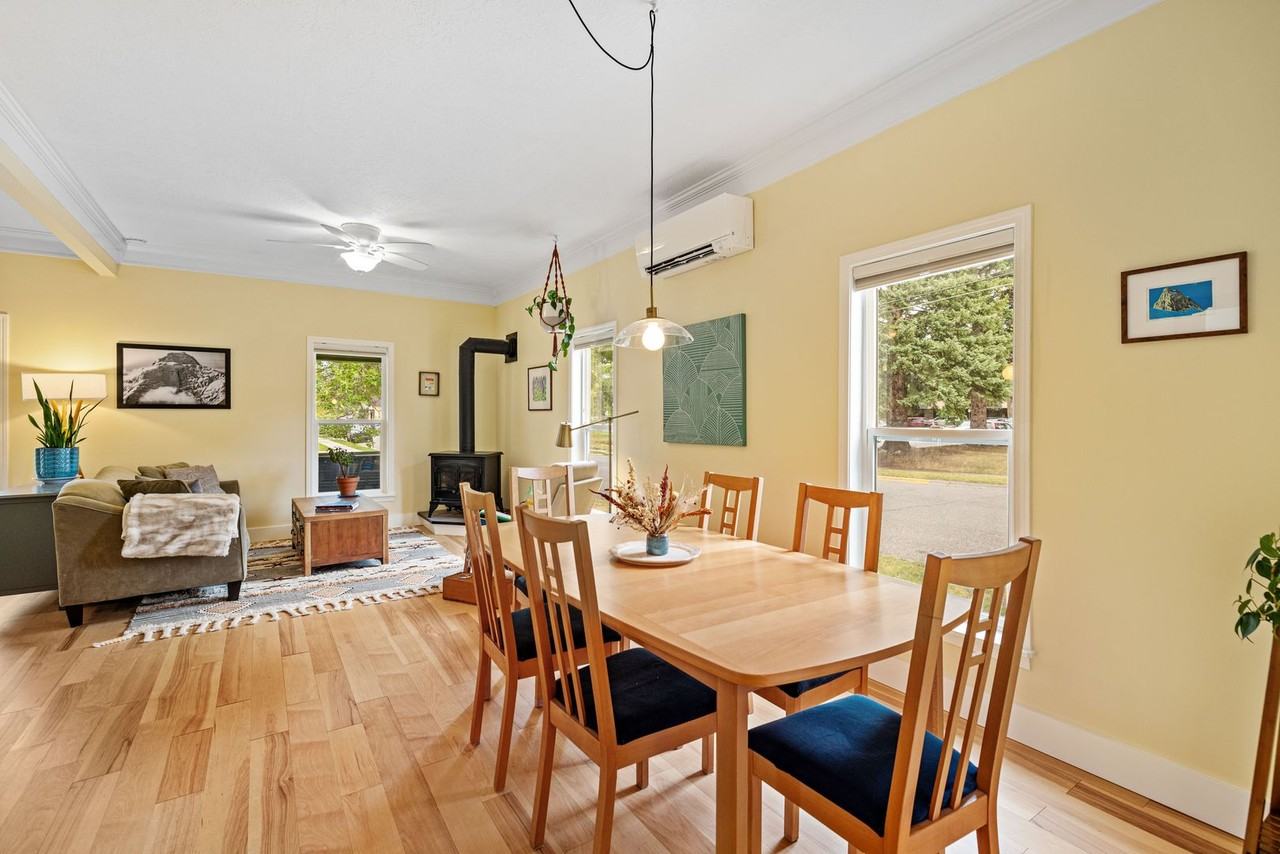 301 N 3rd Ave - Photo 6 of 50