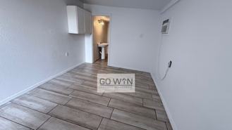 8422 W Jefferson St - Photo 1 of 1