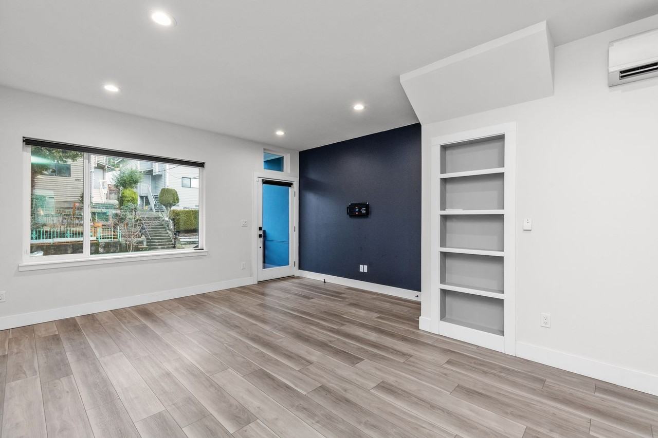 5226 33rd Ave S - Photo 5 of 41