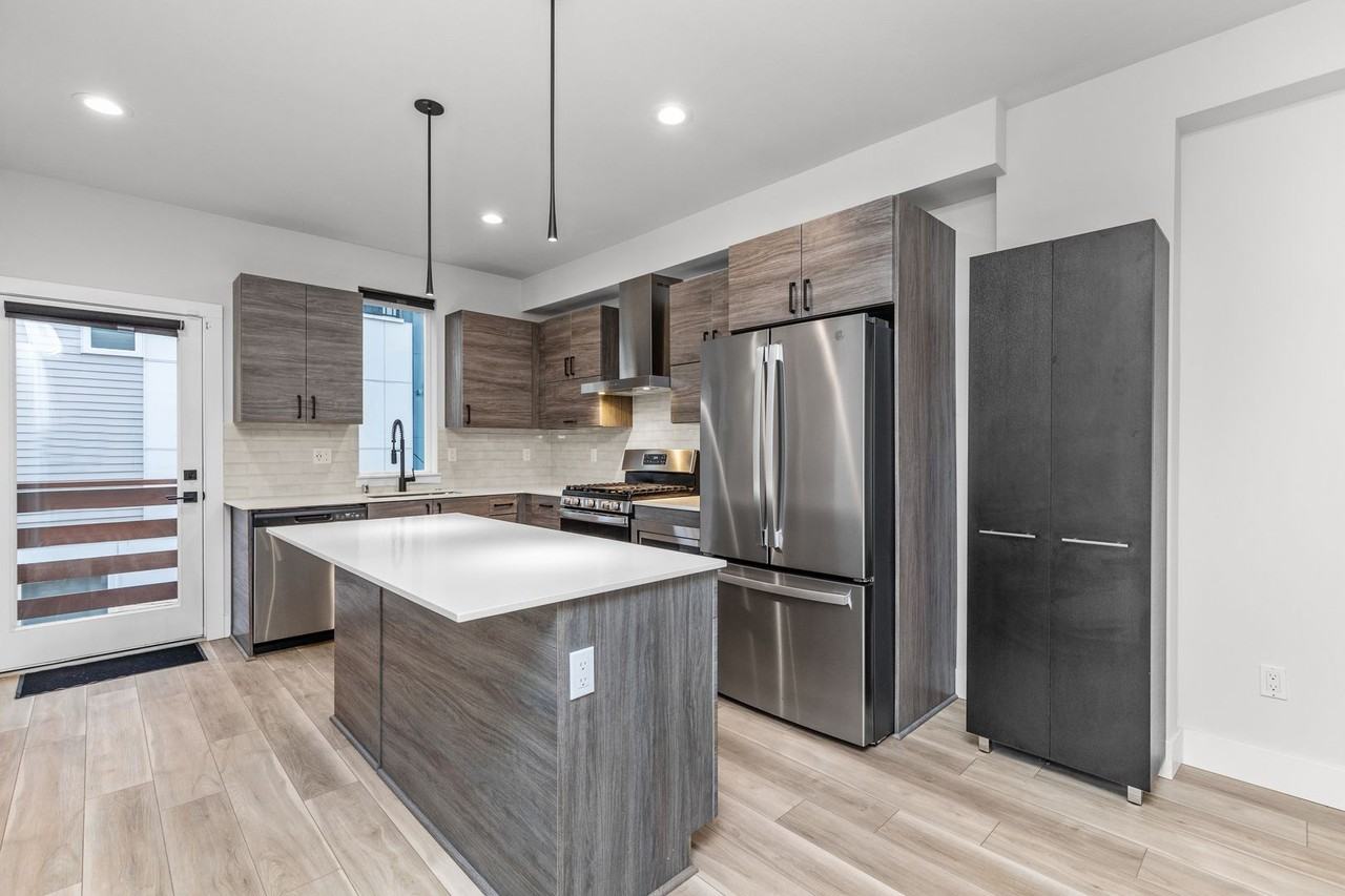 5226 33rd Ave S - Photo 7 of 41