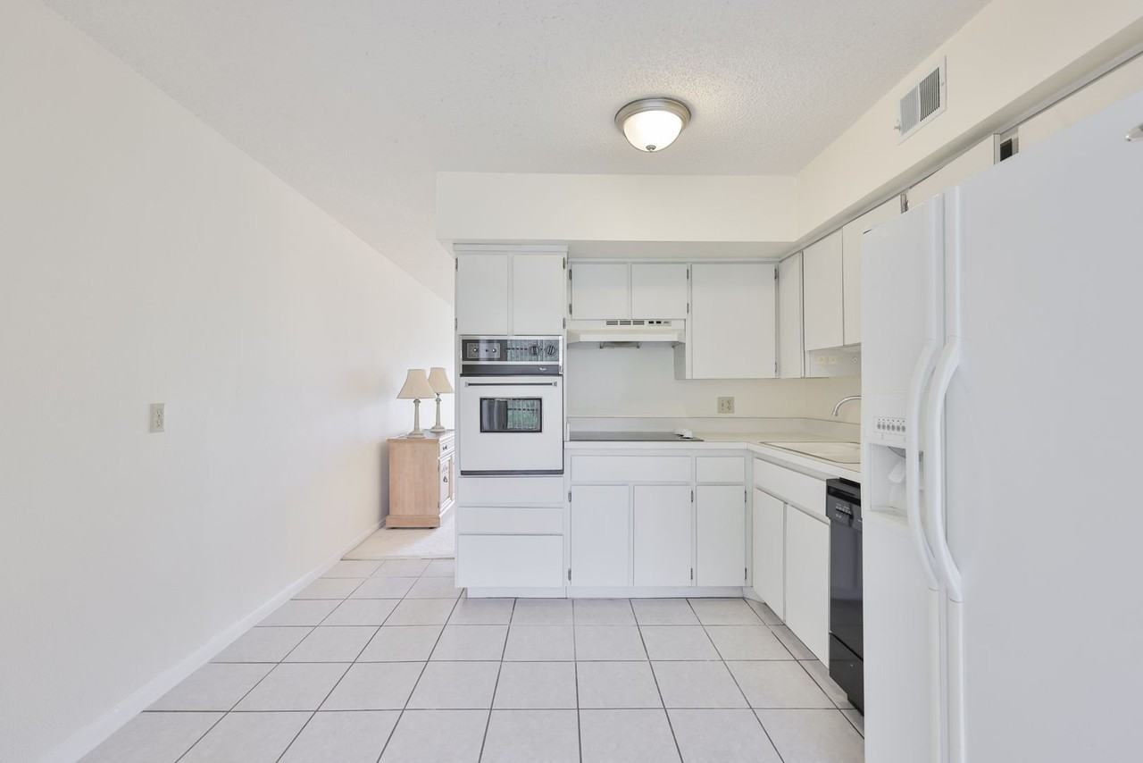 2358 Ecuadorian Way #56 - Photo 7 of 47