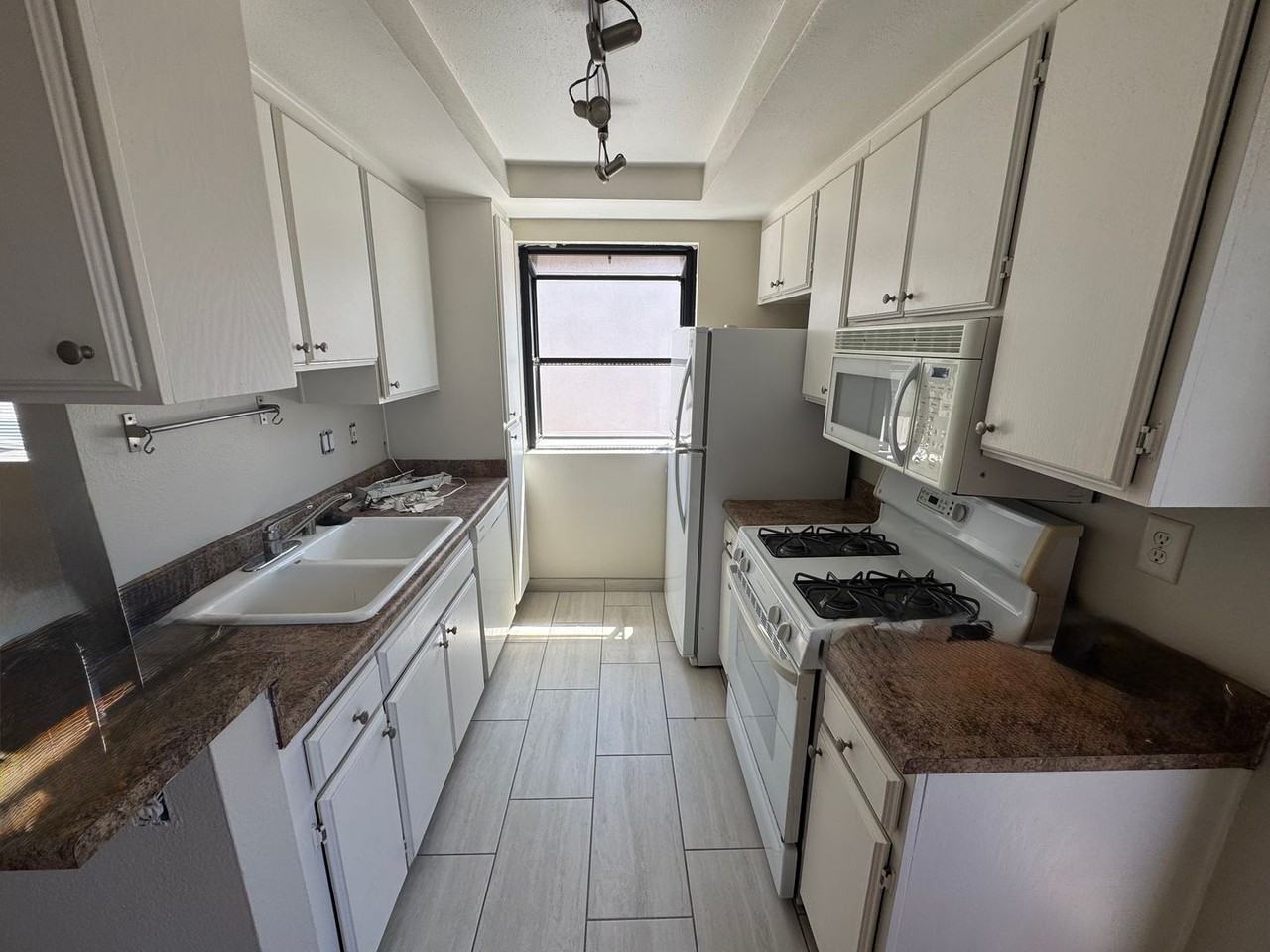 4620 36th St - Photo 4 of 4