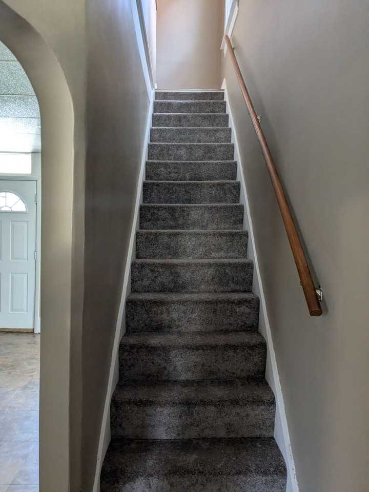 1613 4th Ave - Photo 5 of 13