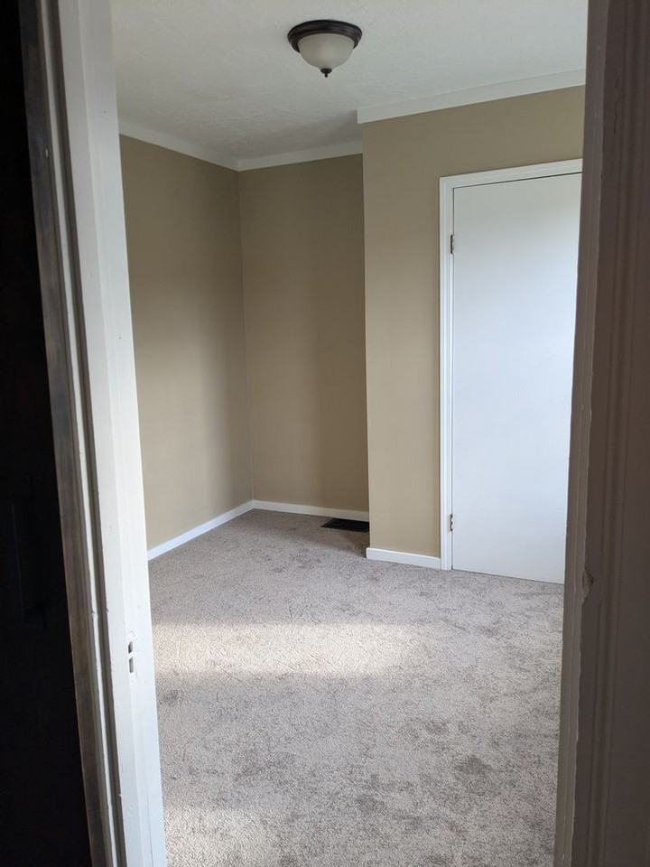 1613 4th Ave - Photo 6 of 13