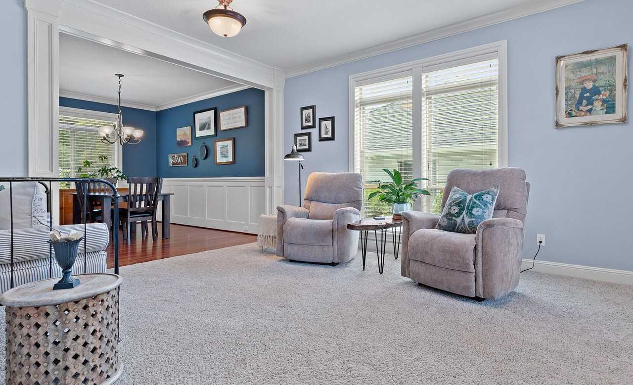 16428 Wayne Dr - Photo 7 of 40