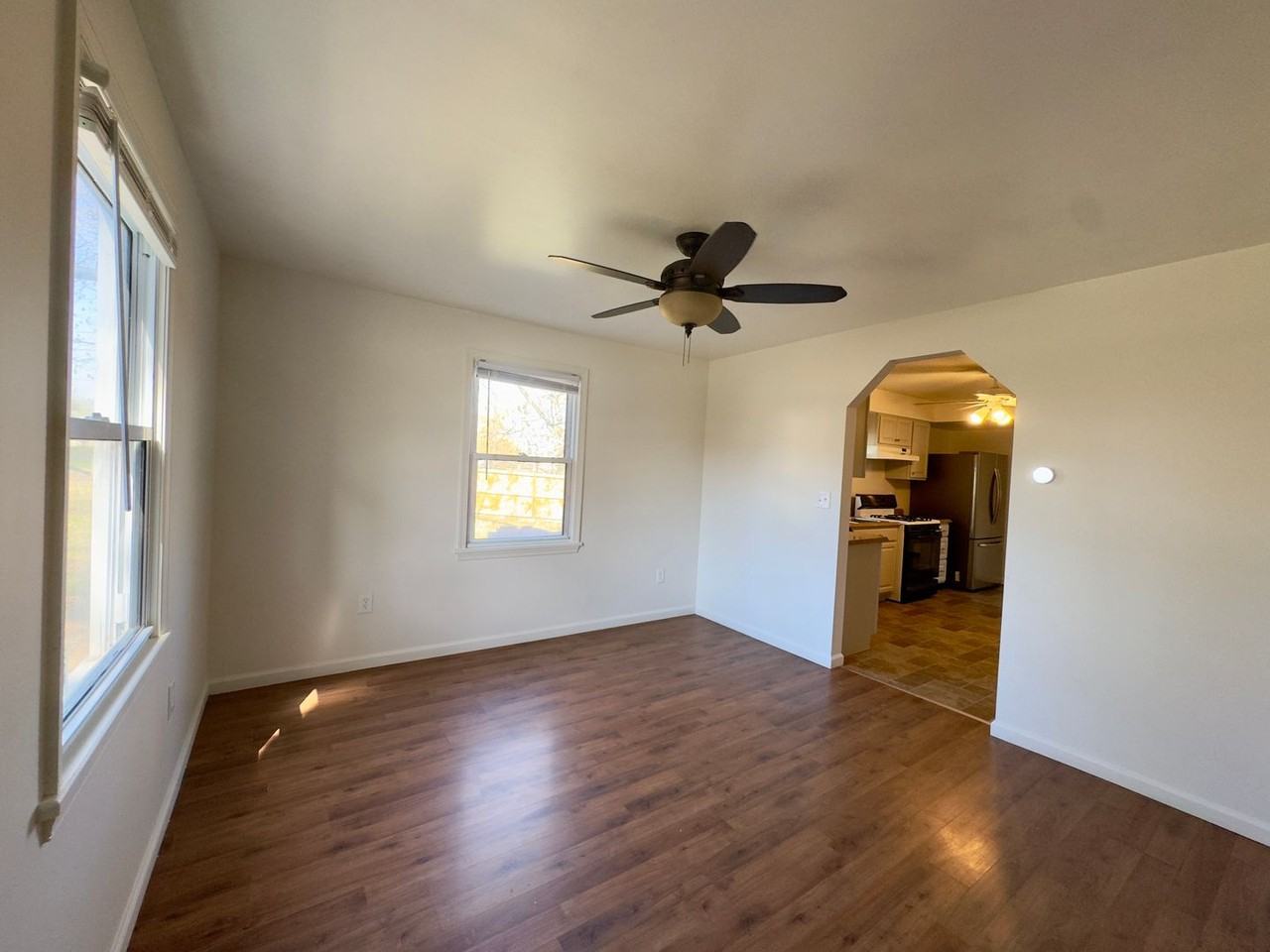 39 Walkern Rd - Photo 4 of 25