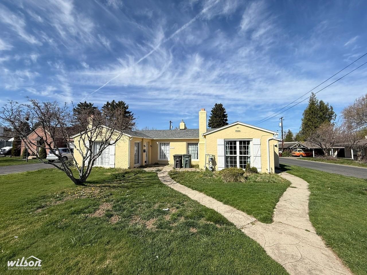 3401 W Yakima Ave - Photo 2 of 3