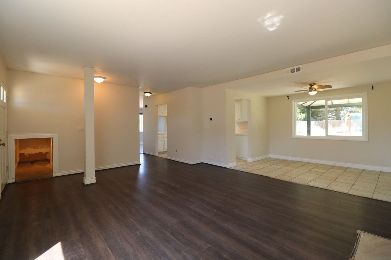 4378 Village Dr - Photo 3 of 21