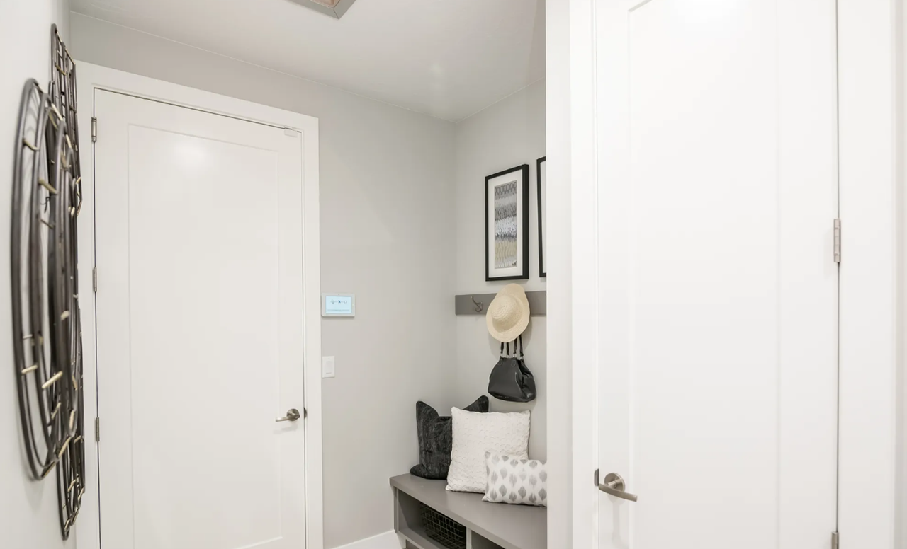 495 S Martignano Way - Photo 6 of 25