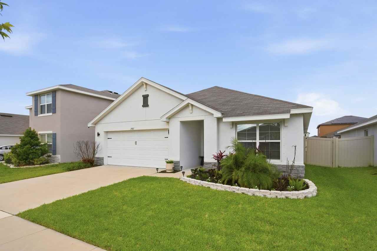 2807 Gumbo Limbo Dr - Photo 3 of 29