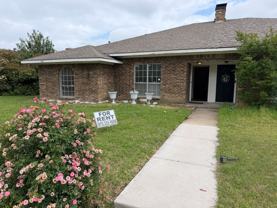 2418 Guerrero Dr - Photo 1 of 1