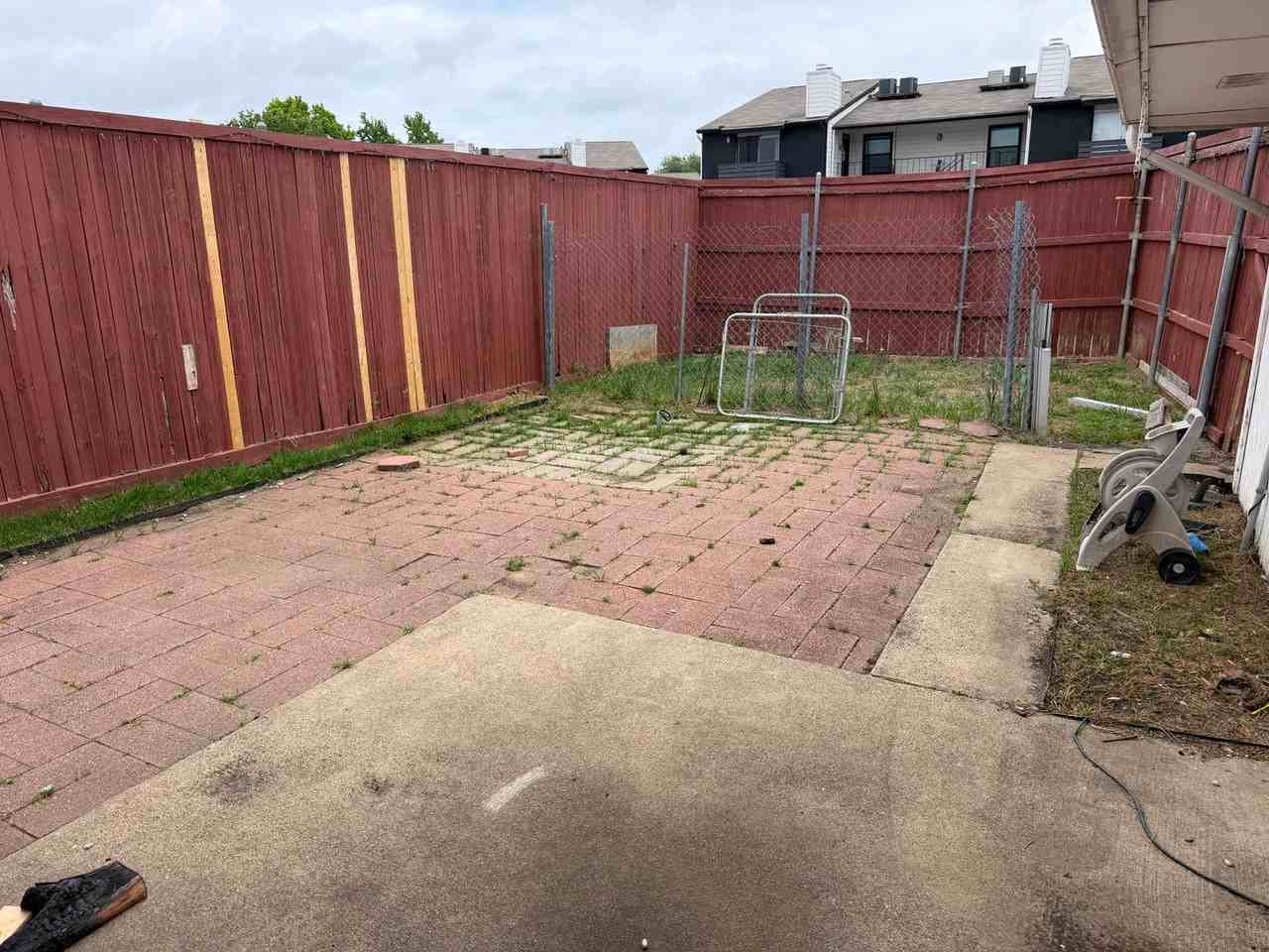 2418 Guerrero Dr - Photo 5 of 16