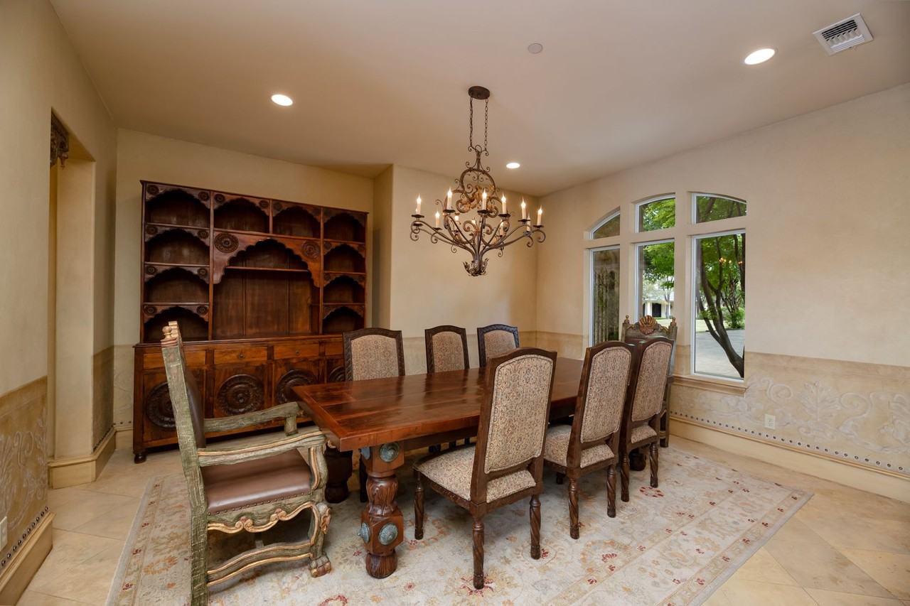 5901 Waterview Ct - Photo 7 of 42