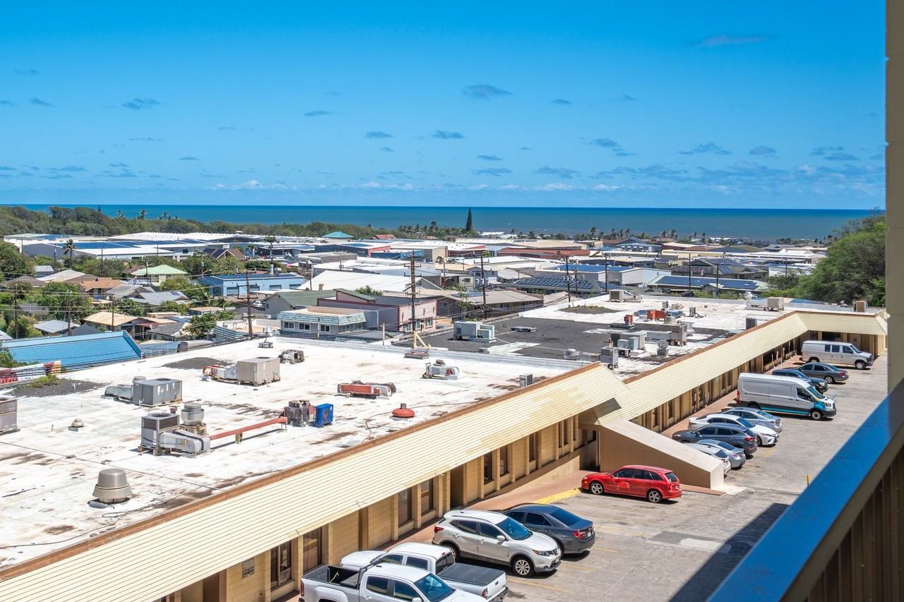 1063 1063 Lower Main 402 - Photo 6 of 45