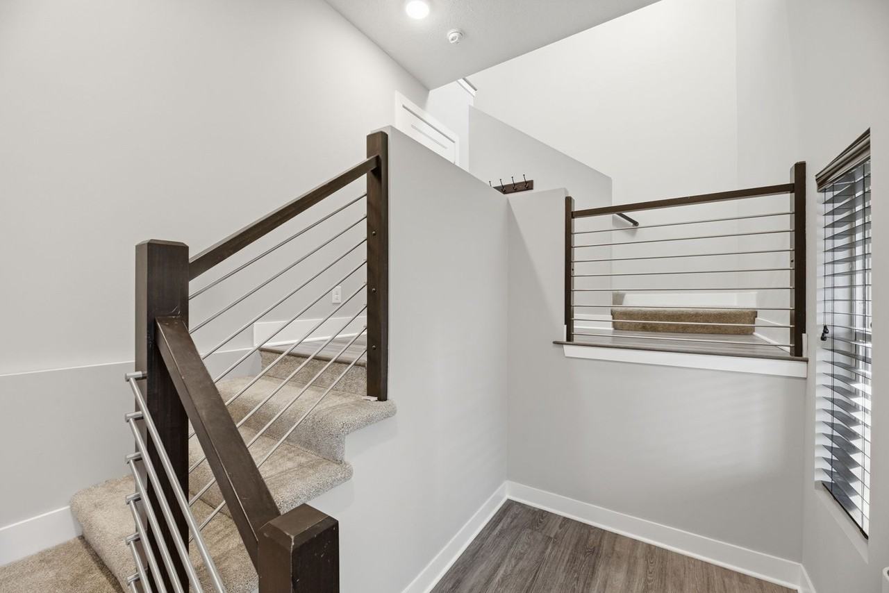 919 S 31st St - Photo 5 of 28