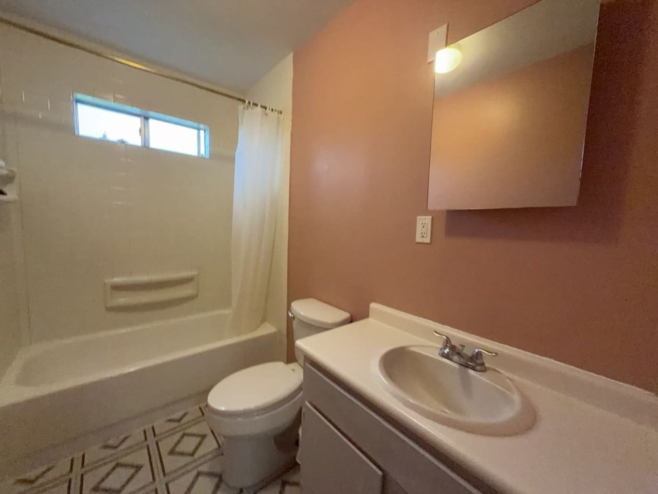 15118 Carraway Ct - Photo 6 of 9