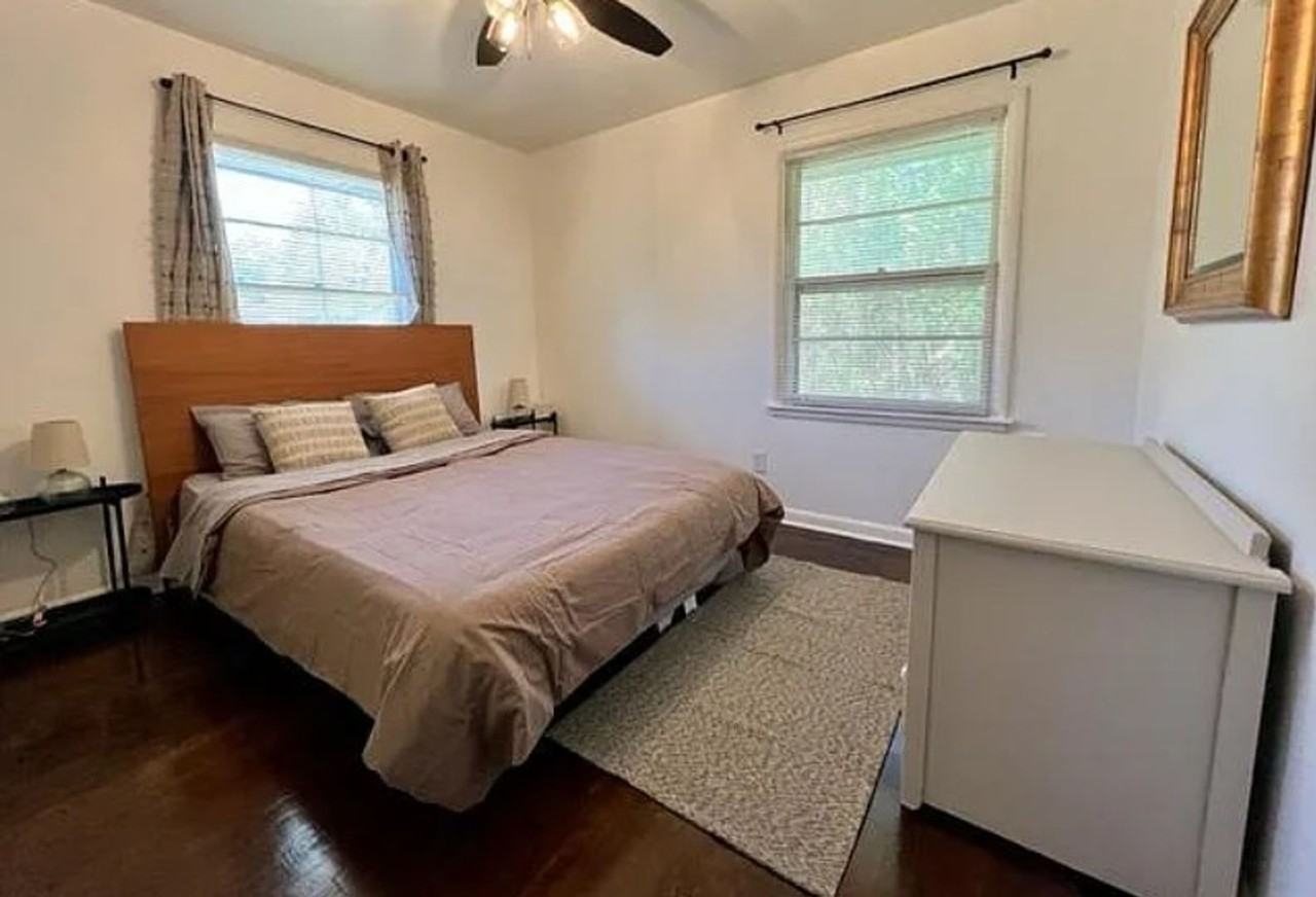 1524 Rowena Ln - Photo 5 of 6