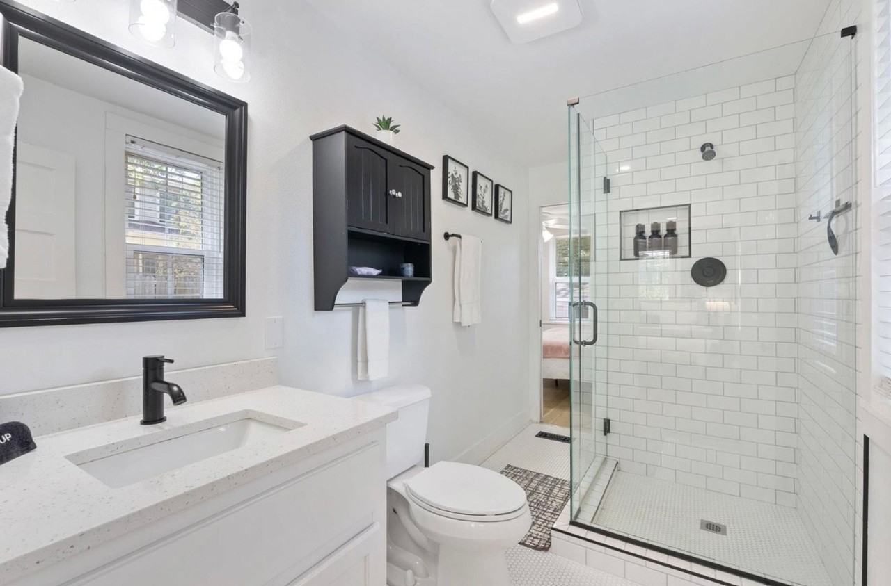 5521 J St - Photo 6 of 16