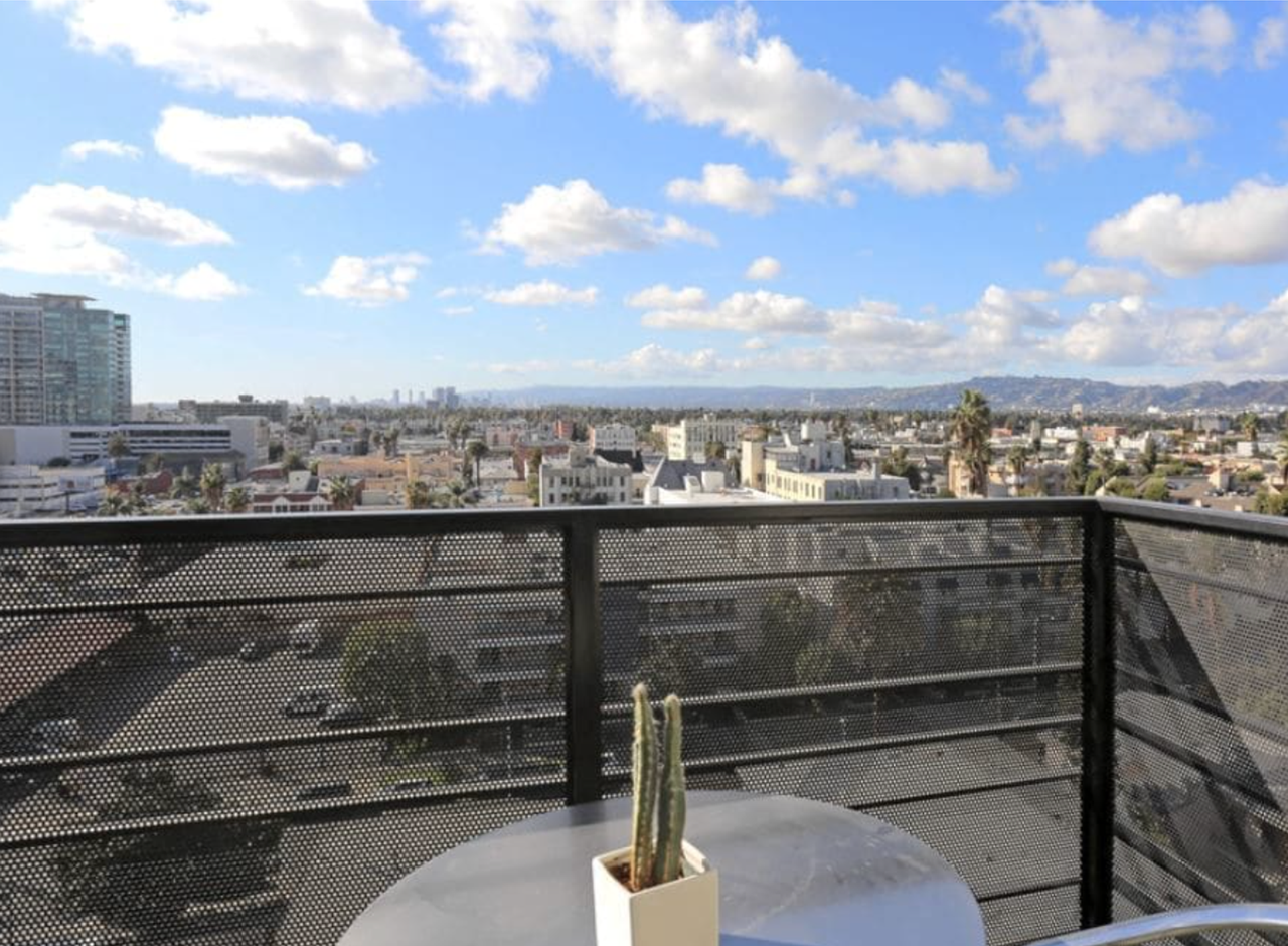 Maya Apartments at 535 Kingsley Dr in Los Angeles - Photo 4 of 50