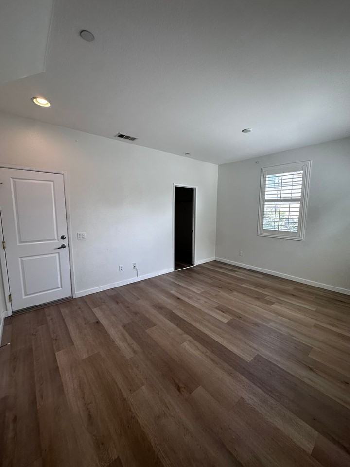 1701 Santa Gloria - Photo 2 of 48