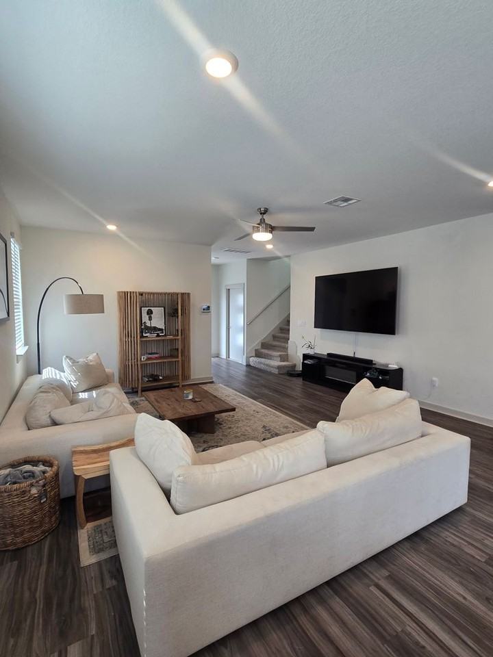 7517 Smallwood Dr - Photo 4 of 16