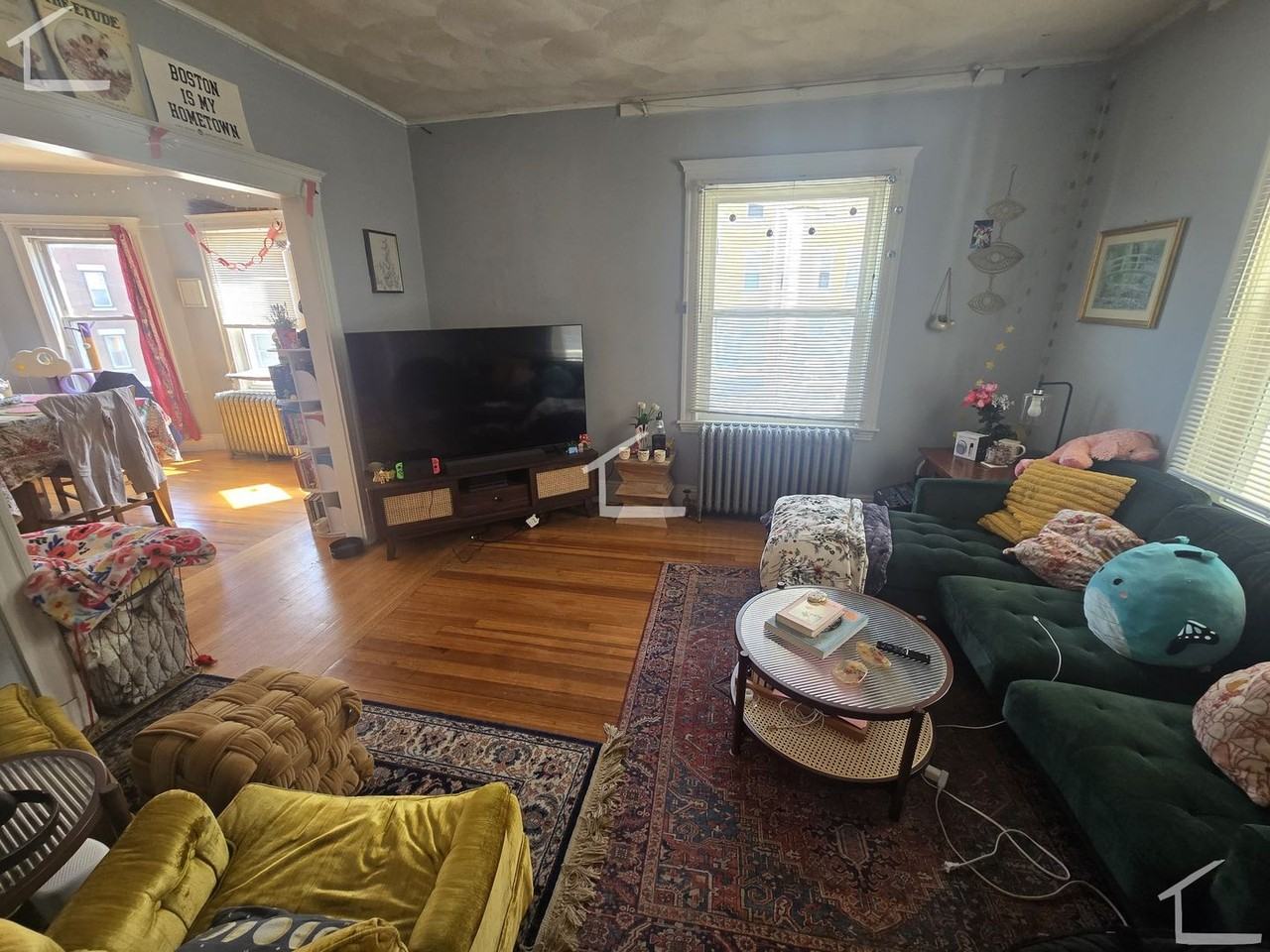 208 Kelton St - Photo 5 of 18