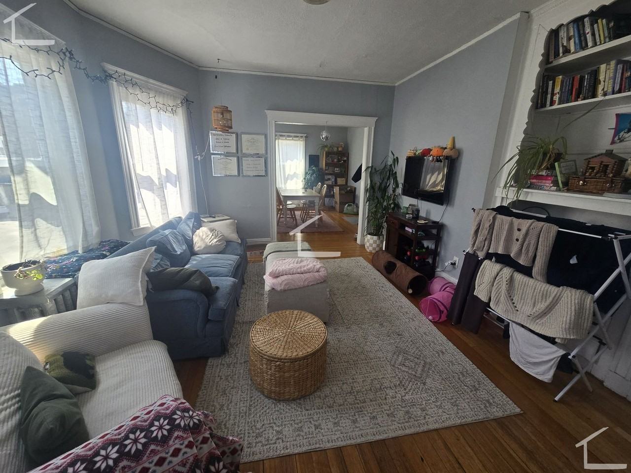 206 Kelton St - Photo 2 of 14